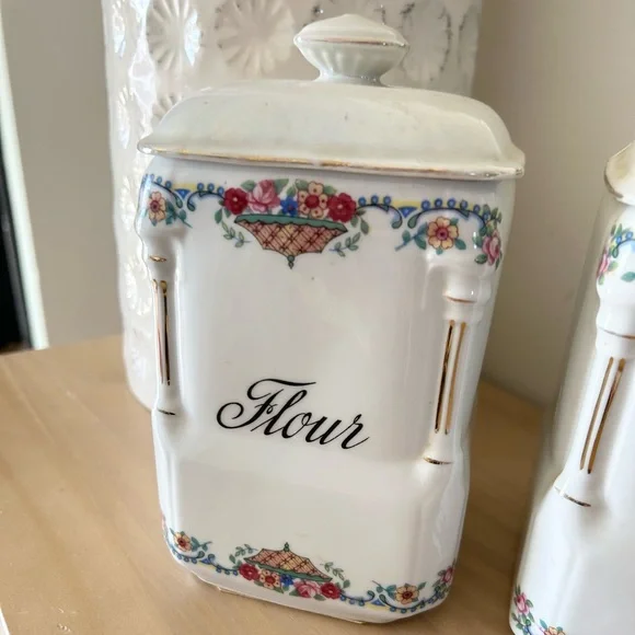 Vintage 1920s Victoria China Czechoslovakia Floral Ceramic Flour Sugar Canisters - Picture 3 of 14